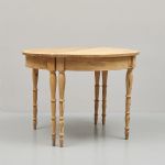 490847 Moon table